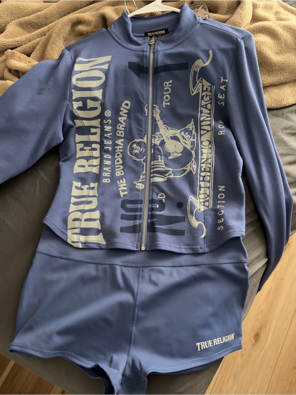 True religion short set